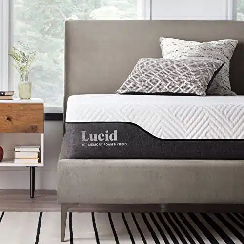 Lucid Inch Queen Hybrid Mattress   Bamboo Charcoal and Aloe Vera Infused   Medium Firm Feel   Memory Foam Mattress   Moisture Wicking   Odor Reducing   WhiteBlack